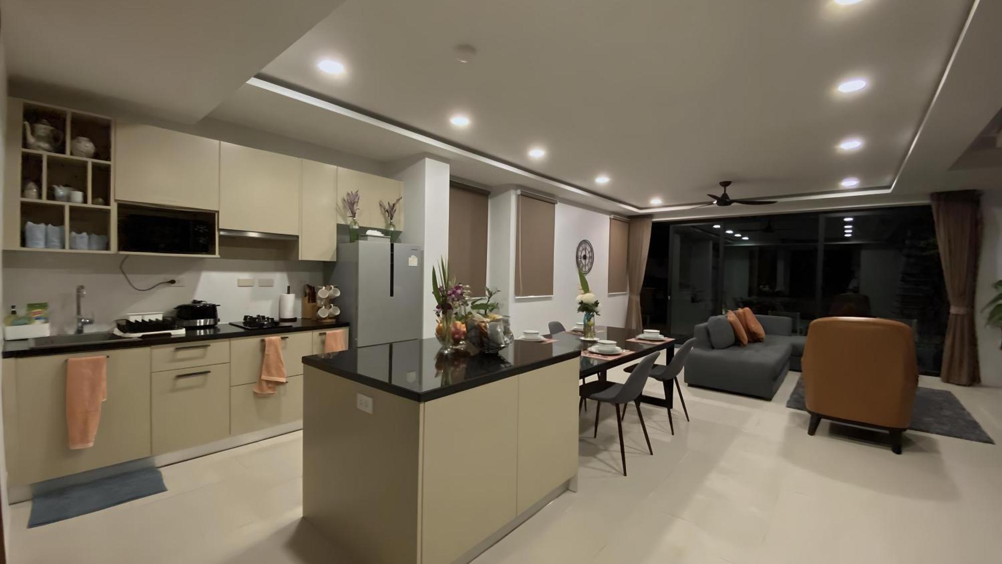 Twin Villas Seaview Kata Экстерьер фото